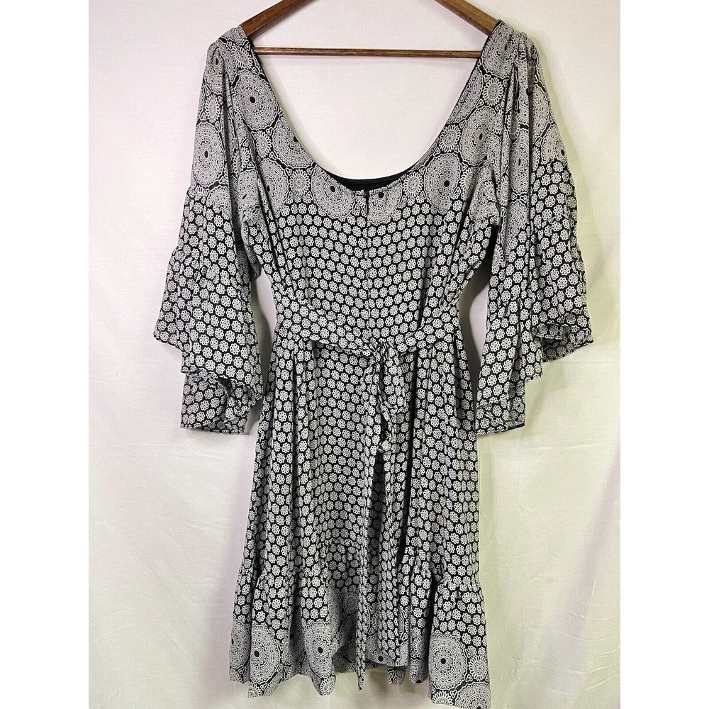 Betsy Johnson Women's Black Grey Geometric Floral Long Sleeve Dress Plus Size 14 - Picture 9 of 9